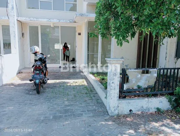 image RUMAH SECOND RASA BARU GOLDEN BERRY REGENCY MENGANTI GRESIK RUMAH MUNGIL MINIMALIS COCOK UNTUK KELUARGA MUDA (1)