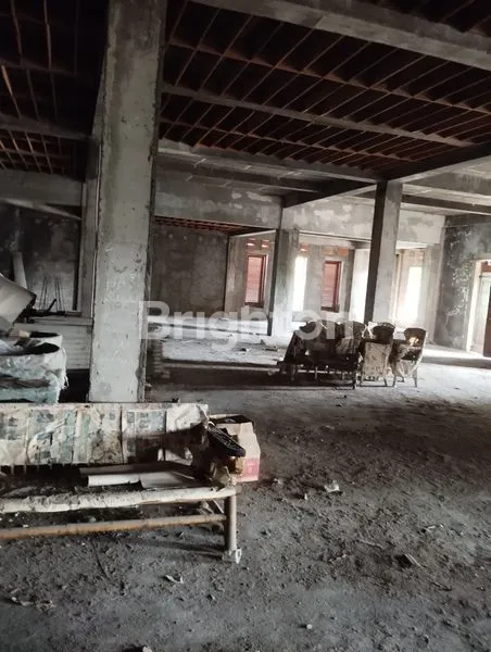 image DISEWAKAN RUKO LUAS LOKASI STRATEGIS KUTA (4)