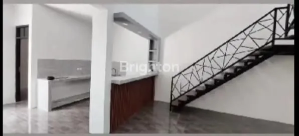 image DIJUAL CEPAT RUMAH 2 LANTAI SIAP HUNI DI PERUMAHAN KAHURIPAN NIRWANA SIDOARJO (4)