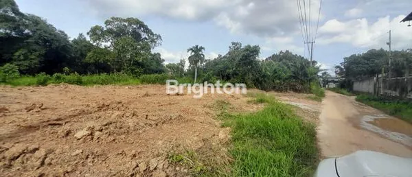 image DISEWAKAN TANAH/LAHAN PINGGIR JALAN COR LOKASI KARIANGAU COCOK DIBUAT GUDANG, WORKSHOP DAN PARKIRAN KENDARAAN BESAR (2)