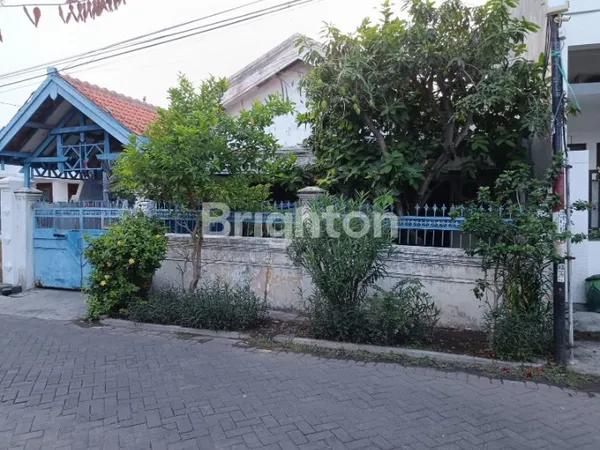 image RUMAH JALAN BRONGGALAN (1)