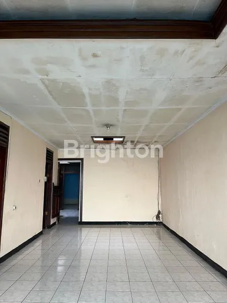 image RUMAH LAMA BUTUH RENOV LOKASI STRATEGIS DI KALIBATA (7)