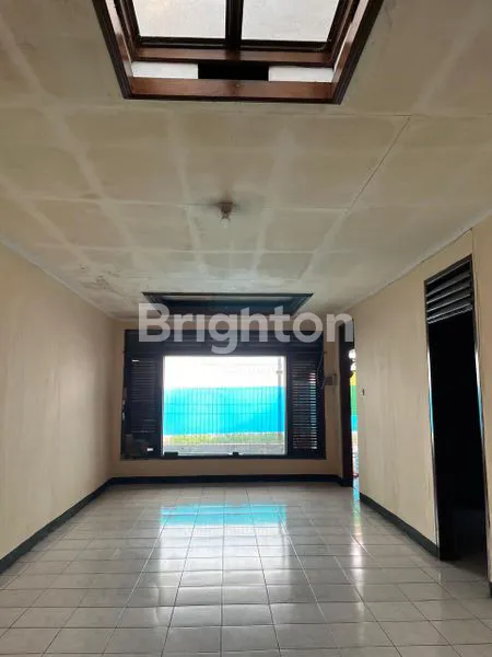 image RUMAH LAMA BUTUH RENOV LOKASI STRATEGIS DI KALIBATA (6)