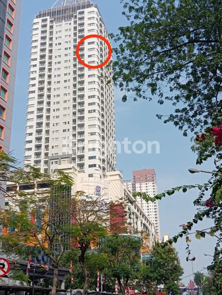 image APARTEMEN LUAS LENGKAP FULLY FURNISHED DI TENGAH KOTA (1)