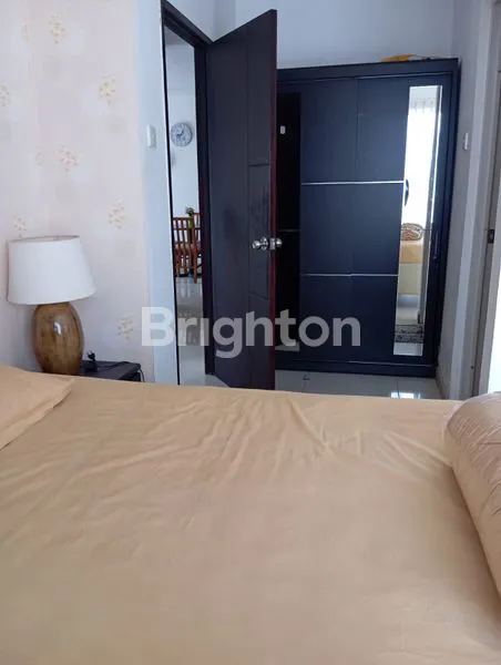image APARTEMEN LUAS LENGKAP FULLY FURNISHED DI TENGAH KOTA (8)