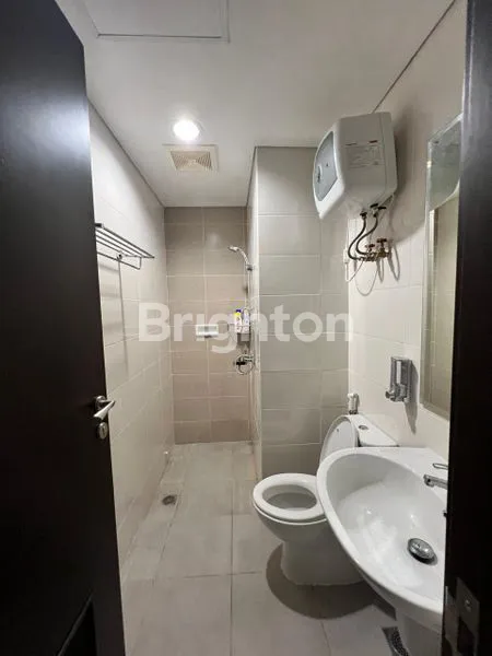 image APARTEMEN BORNEO BAY FURNISH VIEW KOLAM RENANG (1)