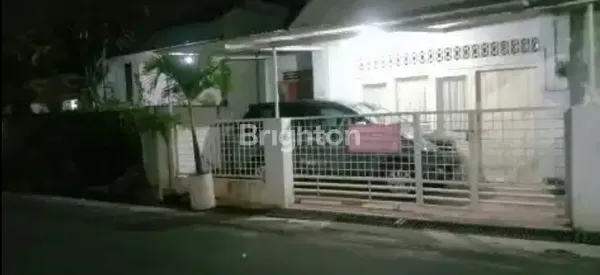 image RUMAH TENGAH KOTA , JUAL MURAH, STIFAR, UPGRIS, JL. DR.CIPTO, JL. MATARAM (1)