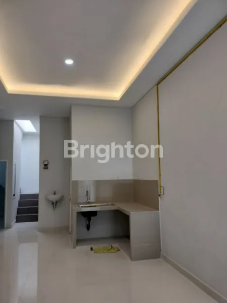 image RUMAH BARU GRESS 1M-AN AREA RUNGKUT DEKAT RAYA MERR, GUNUNG ANYAR (6)