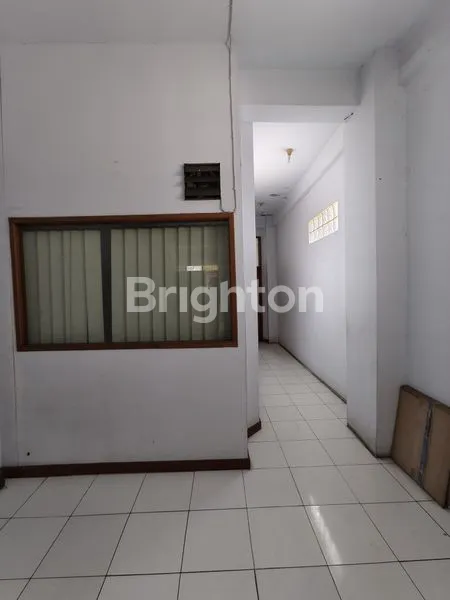 image RUKO JEMBATAN 5 UKURAN 4.5 X 60 STRATEGIS PINGGIR JALAN DARI MOH MANSYUR TEMBUS KRENDANG (7)