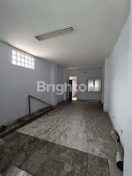 image RUKO JEMBATAN 5 UKURAN 4.5 X 60 STRATEGIS PINGGIR JALAN DARI MOH MANSYUR TEMBUS KRENDANG (8)