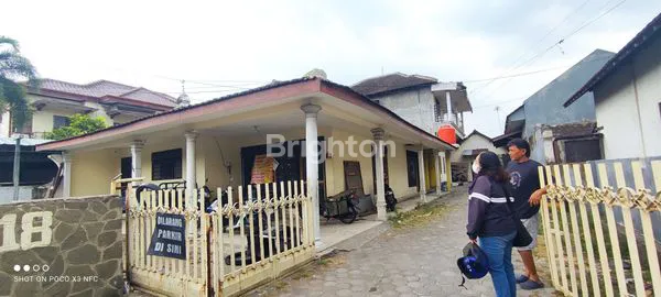 image RUMAH JALAN TINALAN DI KEDIRI (1)