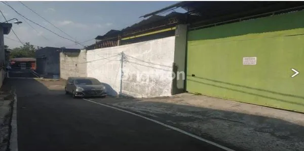 image GUDANG LEBAR DEPAN 34 METER DAERAH INDUSTRI PALUR (1)