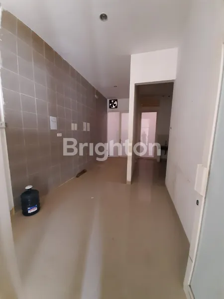 image RUMAH FULL FURNISH DAERAH MANYAR DEKAT PETRA MANYAR, DEKAT MONTESSORY SCHOOL DEKAT UNTAG DEKAT KLAMPIS (7)