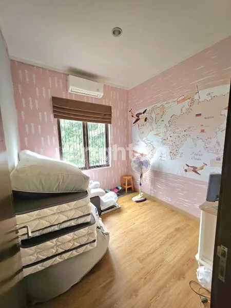 image RUMAH 2 LANTAI SERPONG JAYA THE SPRING BUARAN TANGERANG SELATAN  (8)