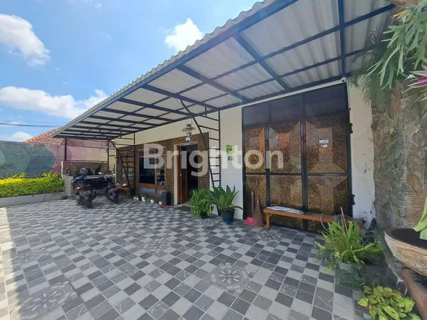 HANYA 3 MENIT KE ALUN2 & JATIMPARK! RUMAH 2 LANTAI PUSAT KOTA BATU