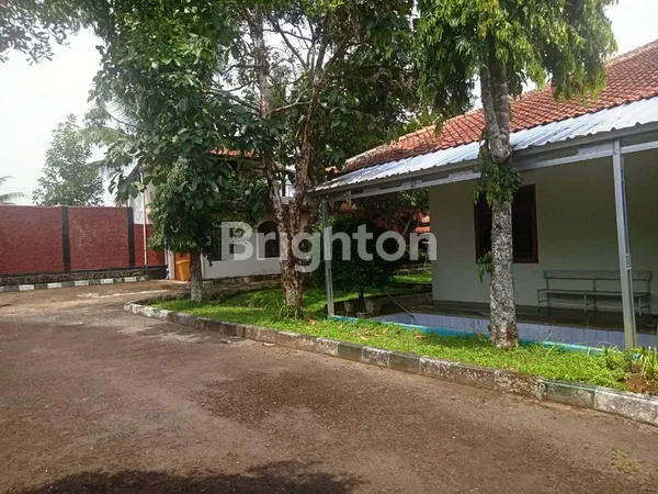 image RUMAH DENGAN PEKARANGAN LUAS DAN KOLAM IKAN DI KABUPATEN CIAMIS JAWA BARAT. SELANGKAH KE PUSAT KOTA CIAMIS. (6)