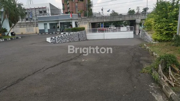 image GEDUNG KANTOR 500 M PLUS GUDANG DI SEMARANG  (7)