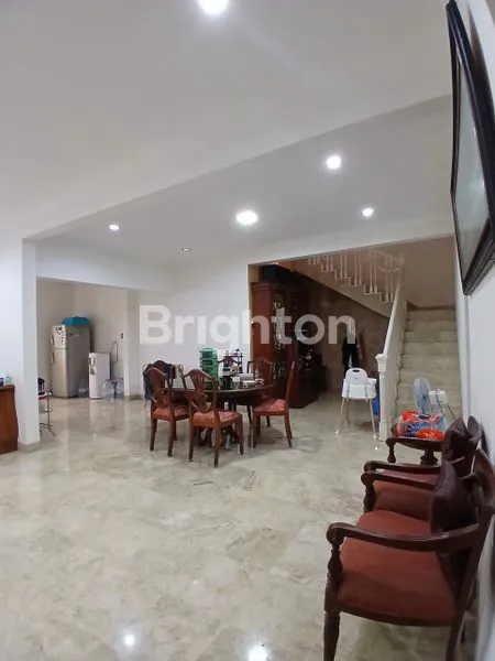 image RUMAH KOMPLEK TANJUNG BARAT INDAH (4)