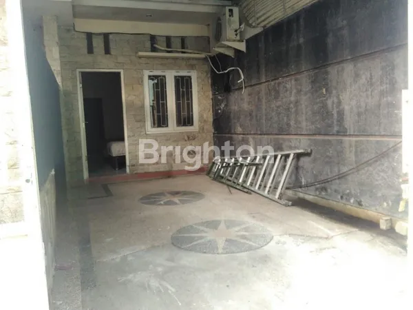 image RUMAH 1,5 LANTAI WONOREJO RUNGKUT DEKAT STIKOM, SUPERINDO, RAYA MERR (2)