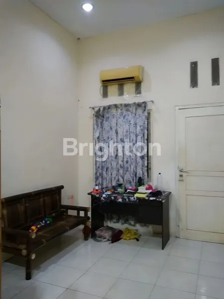 image RUMAH 1,5 LANTAI WONOREJO RUNGKUT DEKAT STIKOM, SUPERINDO, RAYA MERR (3)
