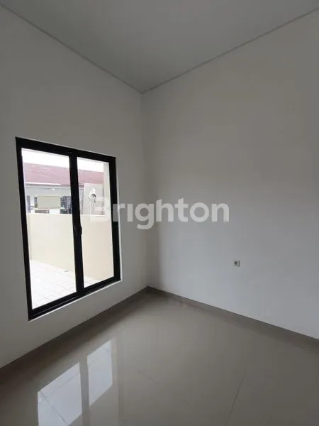 image RUMAH MINIMALIS DEKAT MALL CIPUTRA, SIAP KPR - KULIM RIAU (5)