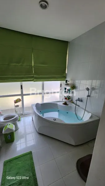 image VILLA MODERN DAN LUAS DALAM KOMPLEK DEKAT KE PANTAI (8)