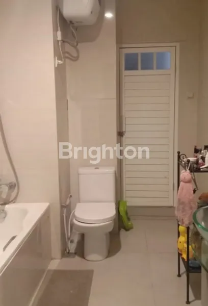 image RUMAH SIAP HUNI KEDUNG BARUK RUNGKUT DEKAT MERR, SUPERINDO (8)