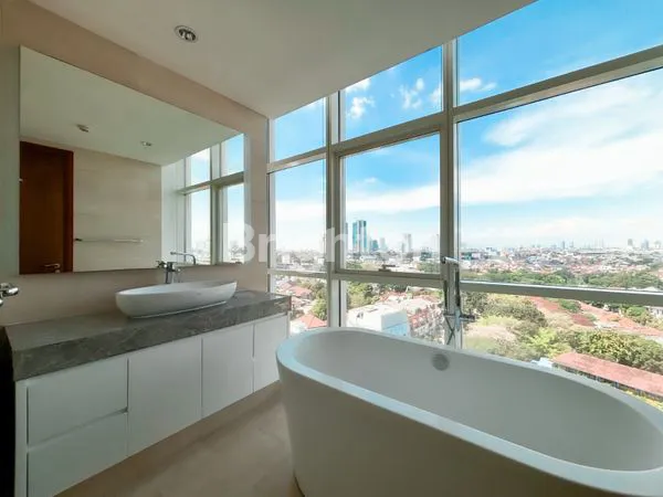 image 4BR APARTEMEN MEWAH LA MAISON KEBAYORAN BARU (2)