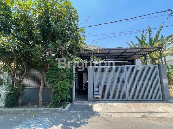 image RUMAH 1 LANTAI DI GAYUNGSARI SURABAYA (1)