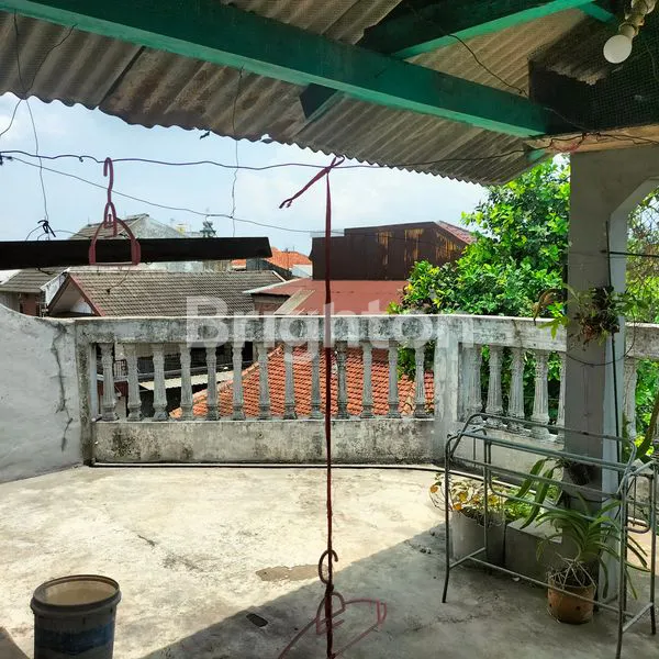 image RUMAH HOOK HITUNG TANAH BANGUNAN COR 3 LT SAYAP GARUDA DEKAT RS RAJAWALI  (2)