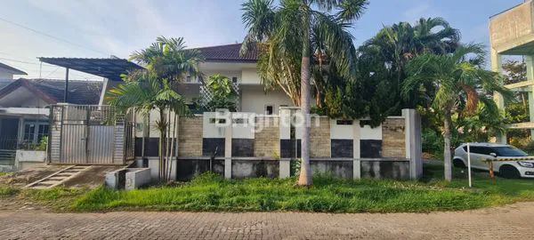 image RUMAH MEWAH POJOK SIYAP HUNI DEKAT BANDARA PURI ANJASMORO SEMARANG BARAT (1)