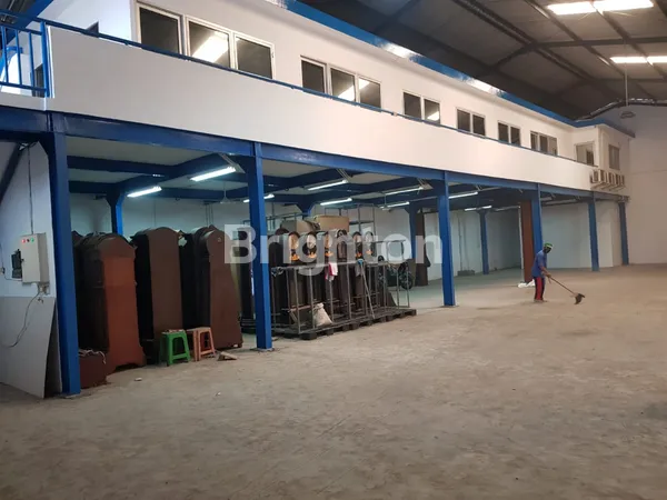 image PERGUDANGAN SAFE N LOCK  LINGKAR TIMUR SIDOARJO 5 MENIT DARI TOL SURABAYA 3 MENIT DARI TOL BARU KALITENGAH 10 MENIT DARI BANDARA JUANDA (2)