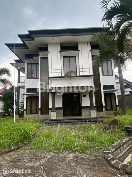 image RUMAH CANTIK DEKAT UNIVERSITAS MUHAMMADIYAH MALANG HARGA NEGO (1)