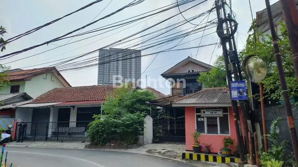 image RUMAH HITUNG TANAH DI PEJATEN BARAT (3)