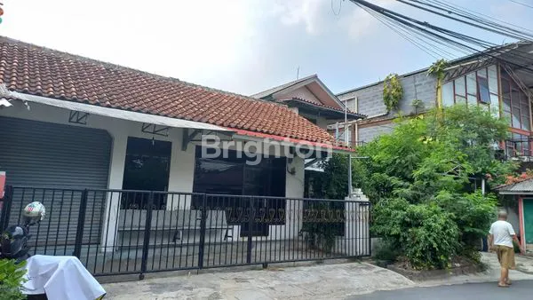 image RUMAH HITUNG TANAH DI PEJATEN BARAT (1)