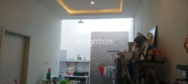 image RUMAH STRATEGIS DEKAT MALL TRANS MAKASSAR (4)