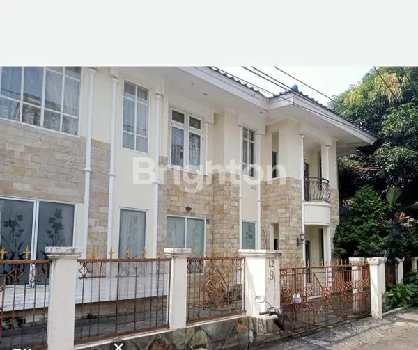 image RUMAH CANTIK STRATEGIS DI CIPUTAT (1)