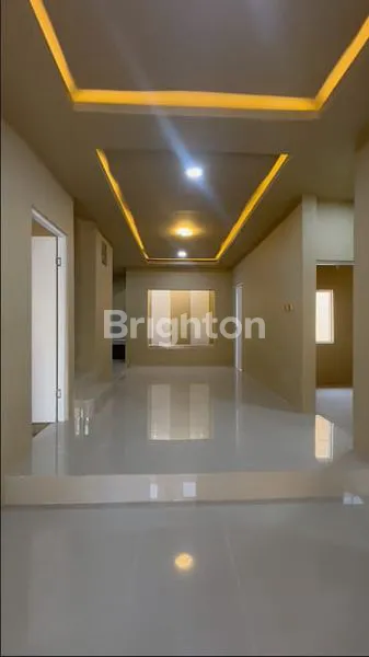 image DIJUAL RUMAH DUA LANTAI BANGUNAN BARU SIAP HUNI PERMATA MEGAH ASRI SIDOARJO -RUMAH 2 LANTAI LOKASI STRATEGIS BUDURAN (4)