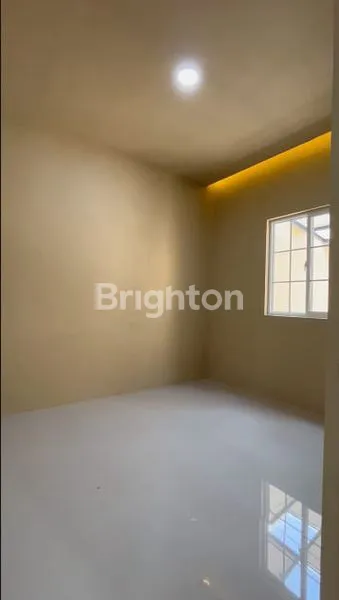 image DIJUAL RUMAH DUA LANTAI BANGUNAN BARU SIAP HUNI PERMATA MEGAH ASRI SIDOARJO -RUMAH 2 LANTAI LOKASI STRATEGIS BUDURAN (5)