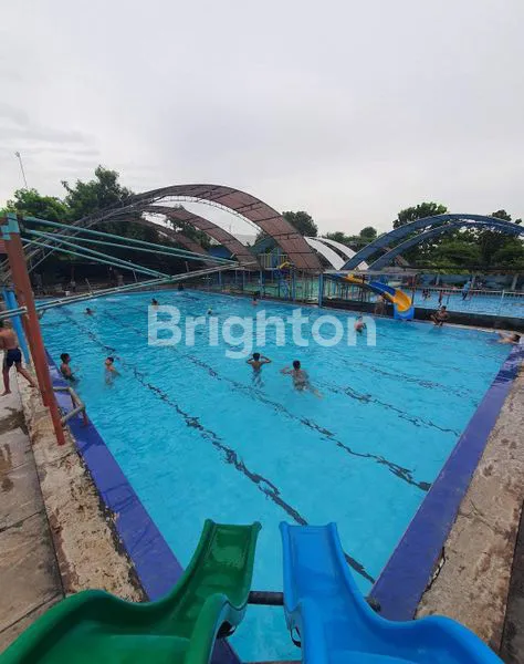TANAH LT 4.530 M2 GRATIS KOLAM RENANG WISATA DAN BANGUNAN DI ATASNYA DI DEKAT BEDOK, BULUREJO, KEC. DIWEK, KABUPATEN JOMBANG, JAWA TIMUR