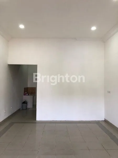 image SEGERA DIJUAL RUKO 3 LANTAI. SIAP PAKAI. LOKASI DI HIBRIDA KELAPA GADING (2)