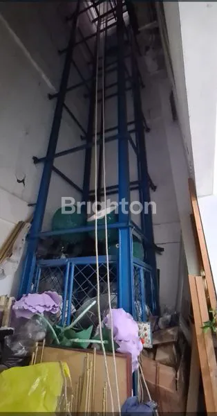 image RUKO MEGA GALAXY MERR 4 LANTAI SIAP PAKAI SURABAYA STRATEGIS DEPAN BCA HARTONO (8)