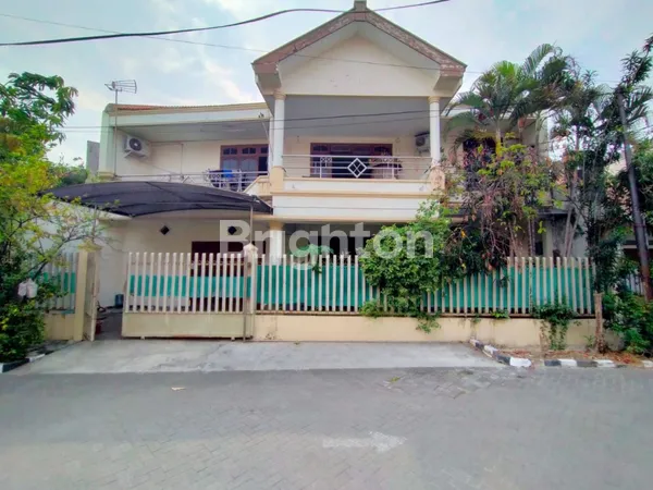 image RUMAH TERAWAT COCOK UNTUK USAHA DARMO PERMAI SELATAN DEKAT HR MUHAMMAD SURABAYA BARAT (1)