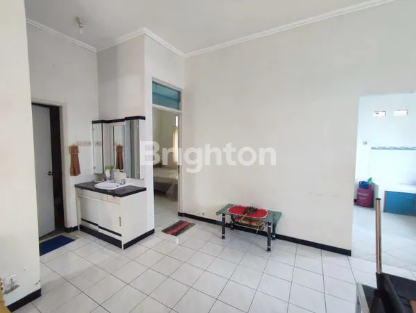 image RUMAH DI LINGKUNGAN ASRI, POSISI HOOK, JALAN LEBAR, AKSES MUDAH, KOTA MAGELANG (4)