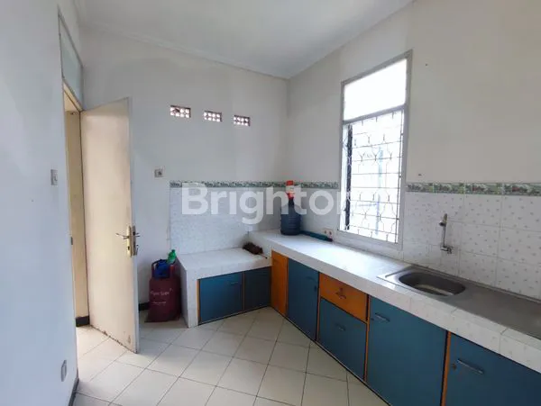 image RUMAH DI LINGKUNGAN ASRI, POSISI HOOK, JALAN LEBAR, AKSES MUDAH, KOTA MAGELANG (3)