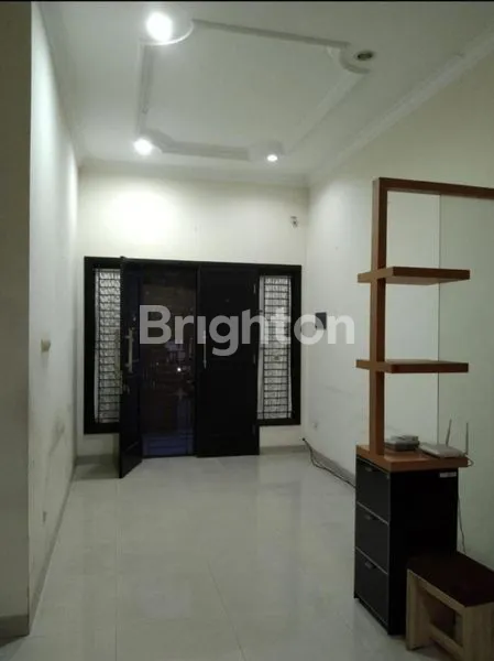 image RUMAH DI SUNTER. MODERN, MINIMALIS (R 1246 J) (4)