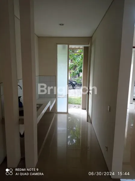 image RUMAH NYAMAN MINIMALIS DI GREENLAKE (5)