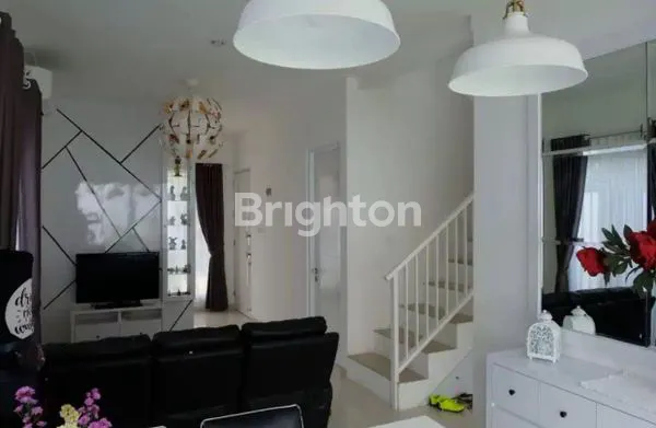 image RUMAH TOWNHOUSE BINTARO ADA SWIMMING POOL LOKASI STRATEGIS DEKAT PINTU TOL (3)