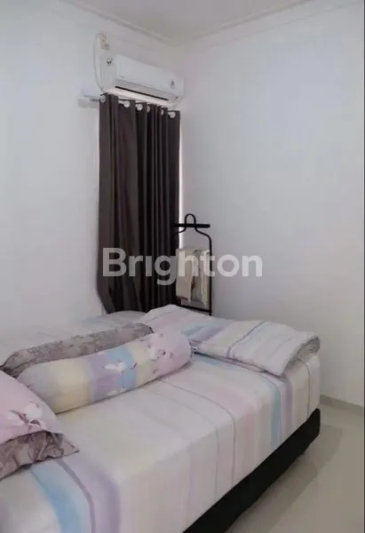 image RUMAH TOWNHOUSE BINTARO ADA SWIMMING POOL LOKASI STRATEGIS DEKAT PINTU TOL (6)