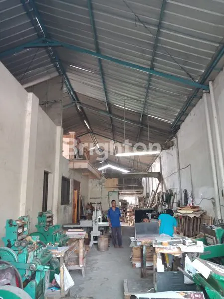 image RUMAH USAHA LUAS DI WONOREJO SELATAN, RUNGKUT (1)